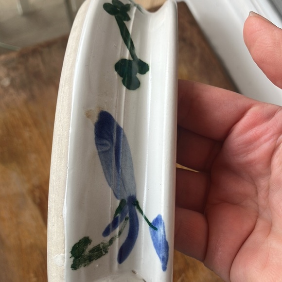 Howard 96010 Handmade White w. Blue Flowers Covered Round Deep Ceramic Dish - Picture 15 of 17